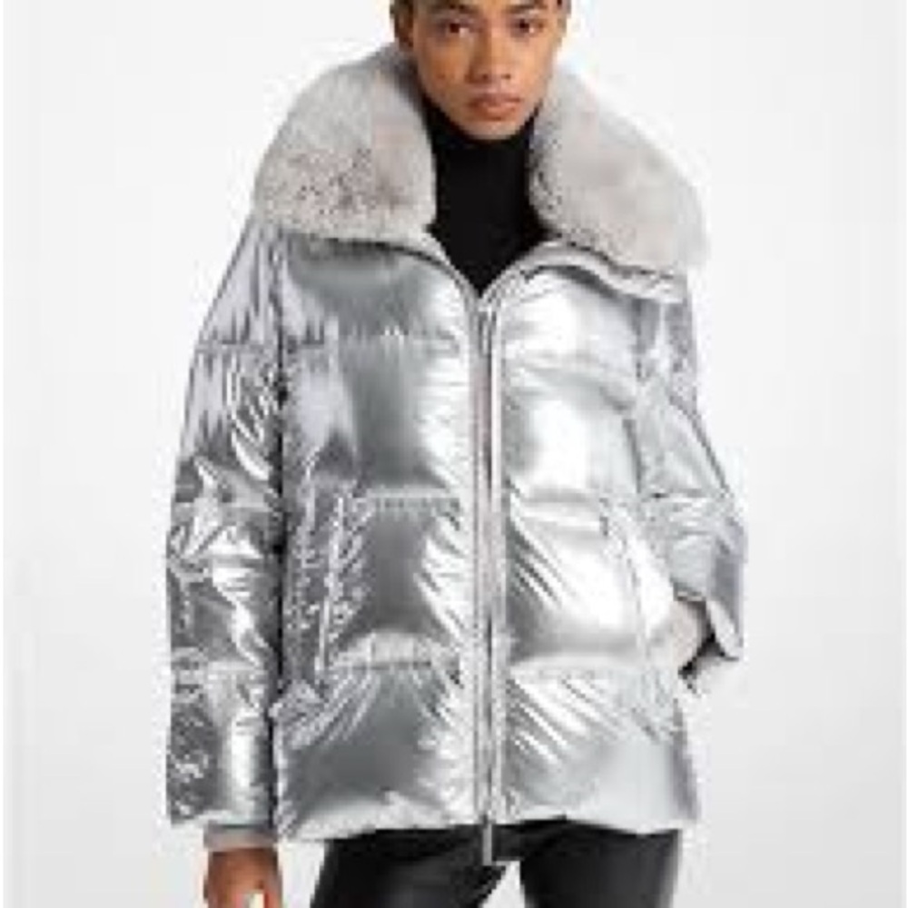 Michael Kors Metallic Silver Puffer Jacket with Plush Collar size XS almost new